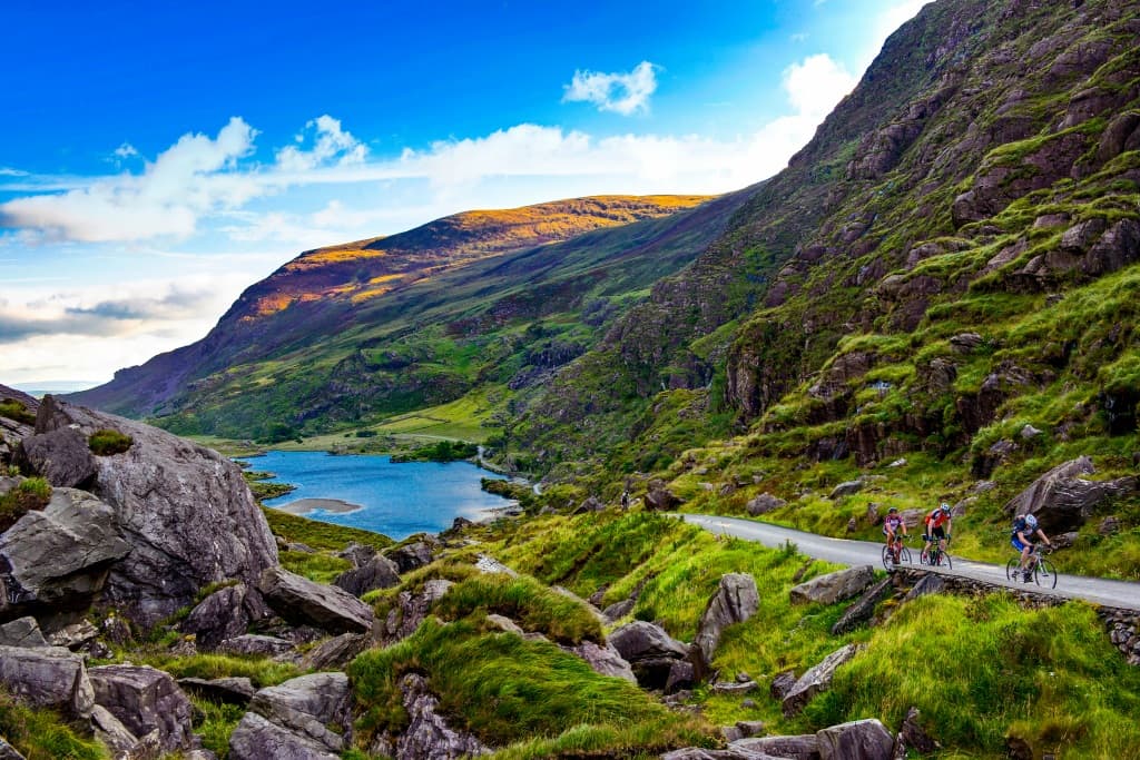 Fulfilling Your Dream of Studying in Ireland with Edhoc